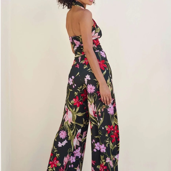 New in bag venus brand jumpsuit - Picture 2 of 6